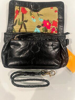 Latico Leathers NWT Black Leather Wristlet Clutch Floral Lining #7922BLK